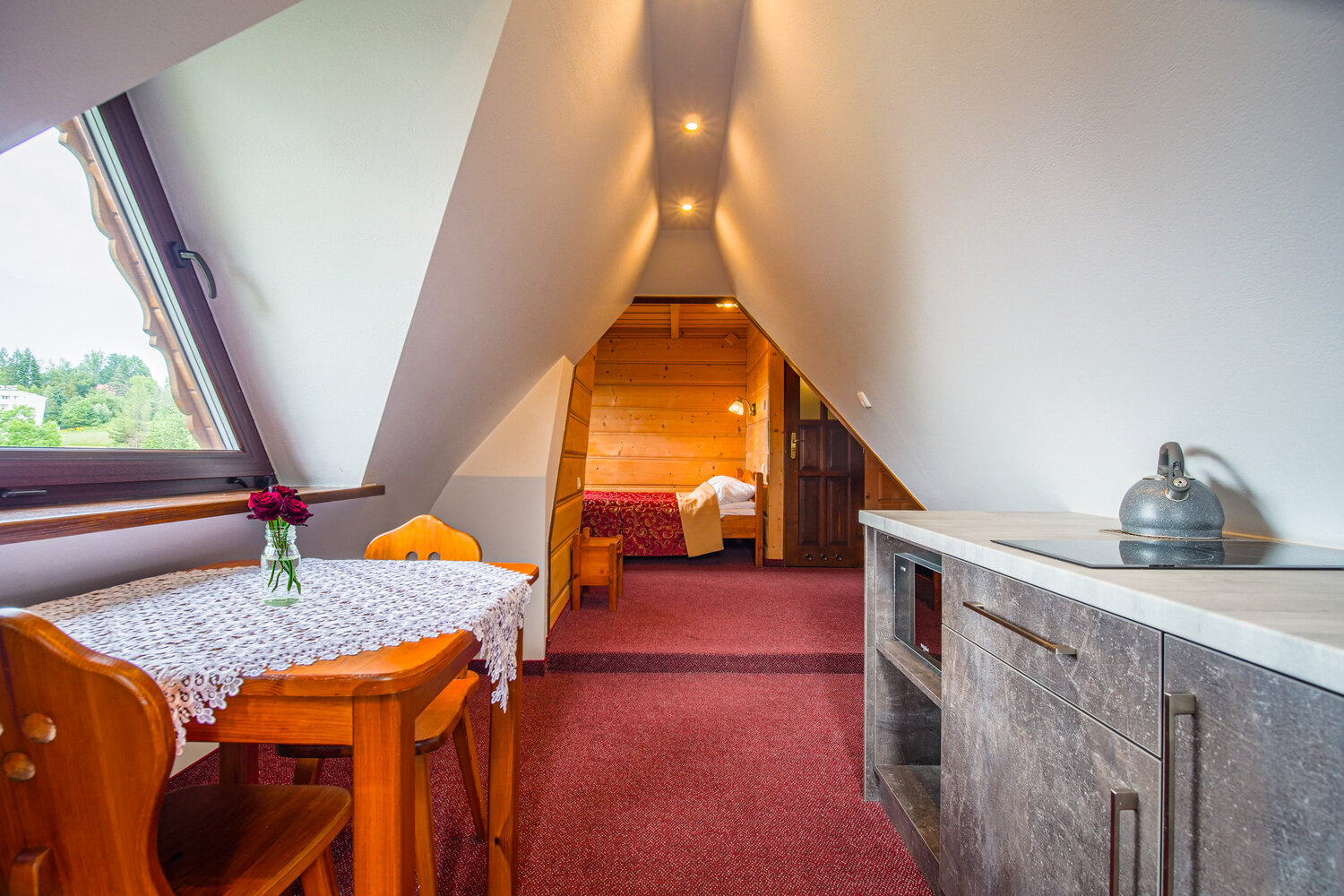 Apartament 7 — dla 2 osób z aneksem i balkonem