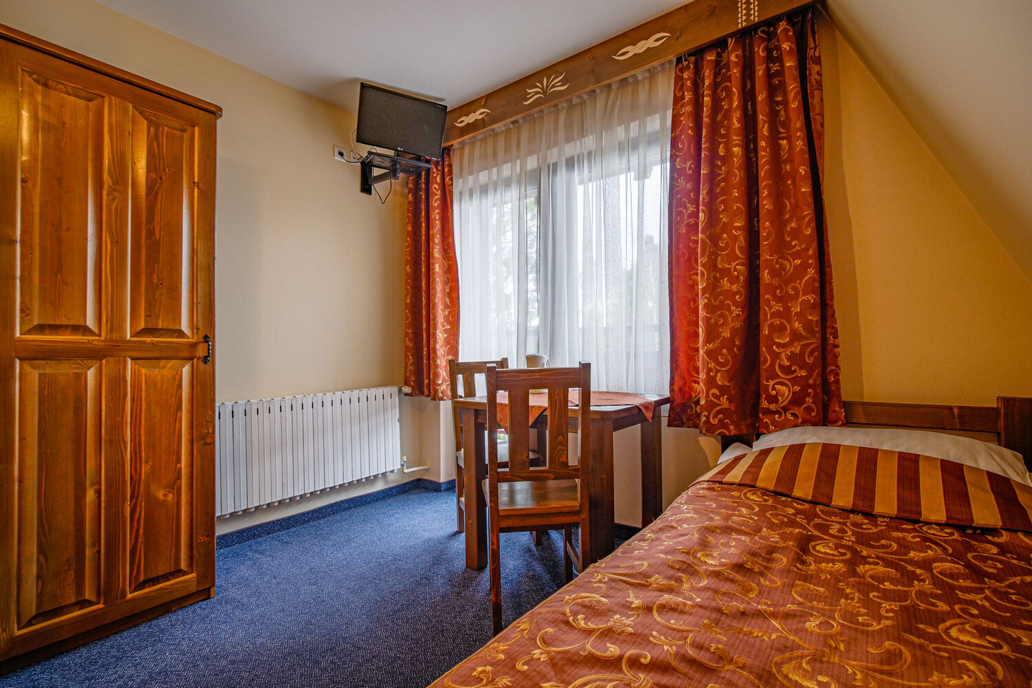 Pokój 3 — 2 osoby, oddzielne łóżka i balkon